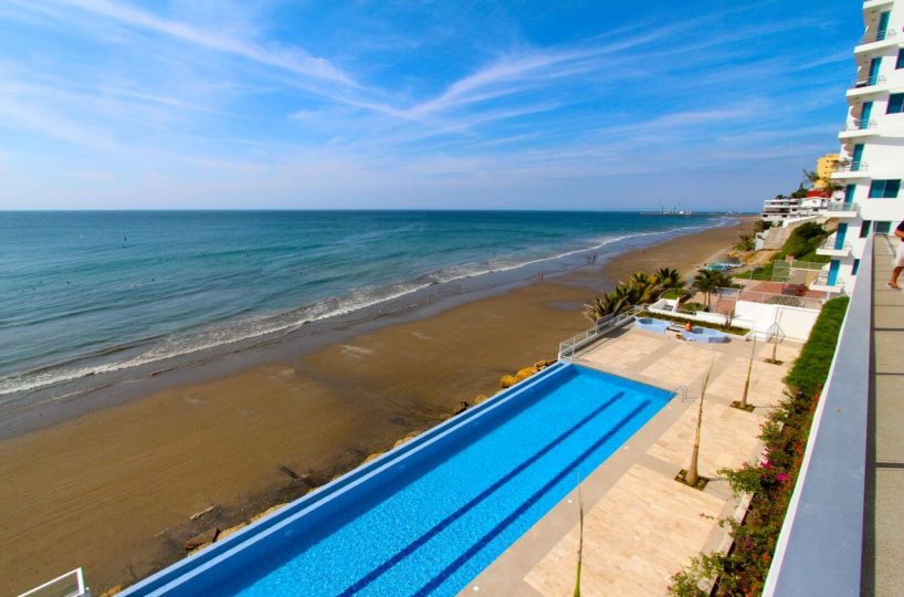 Pool Beach Condo Ecuador