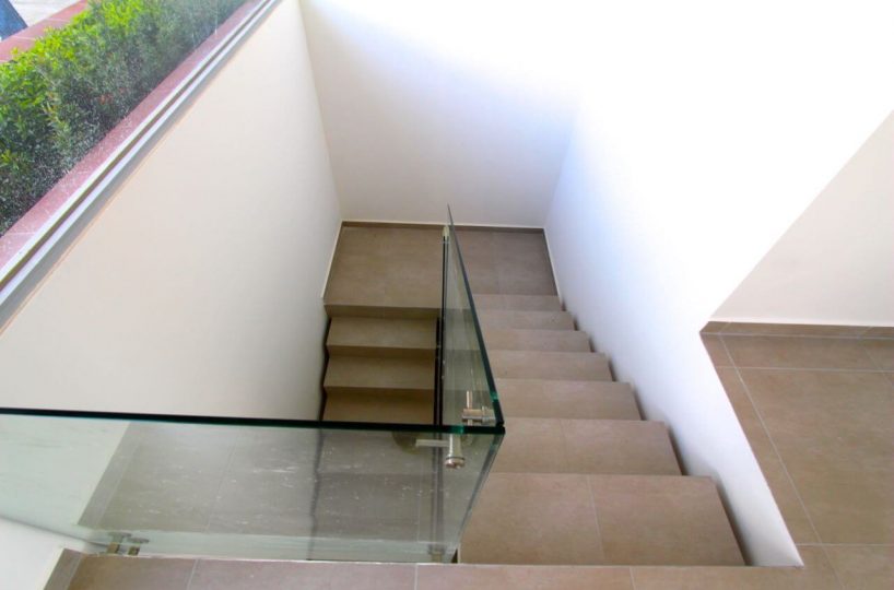 Manta best price condos Stairs