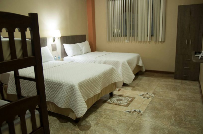 Manta Hotel Room